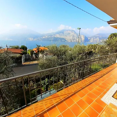 Holiday home Casa Lucia Brenzone sul Garda